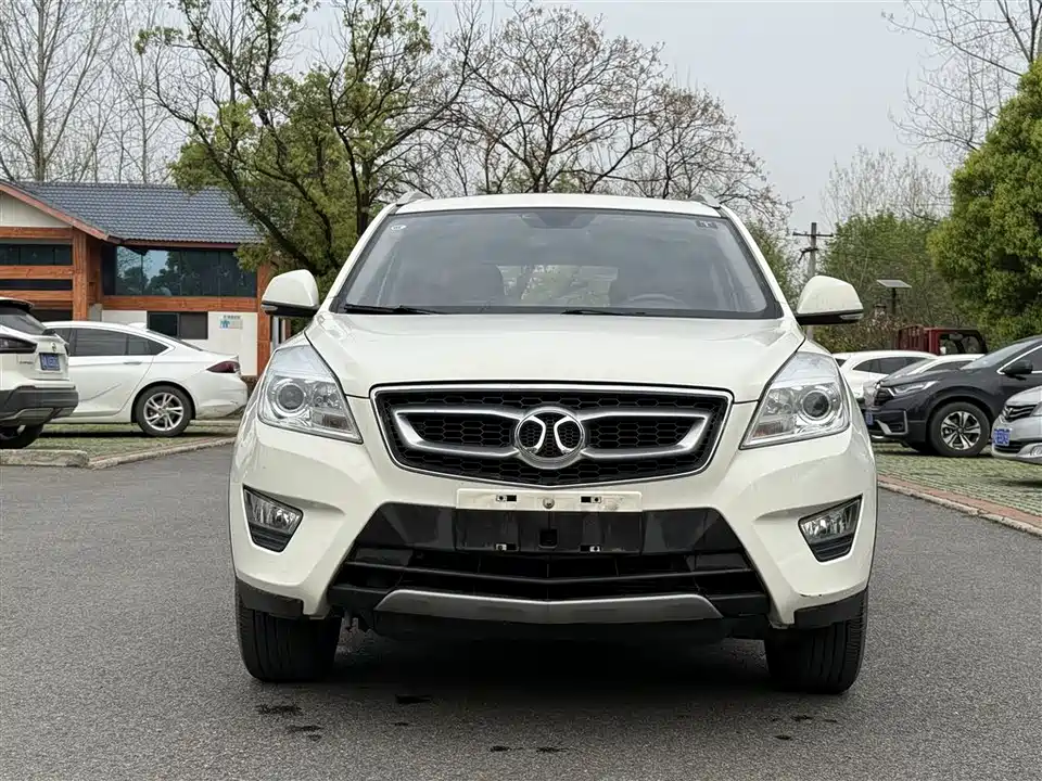BAIC Shenbao X65