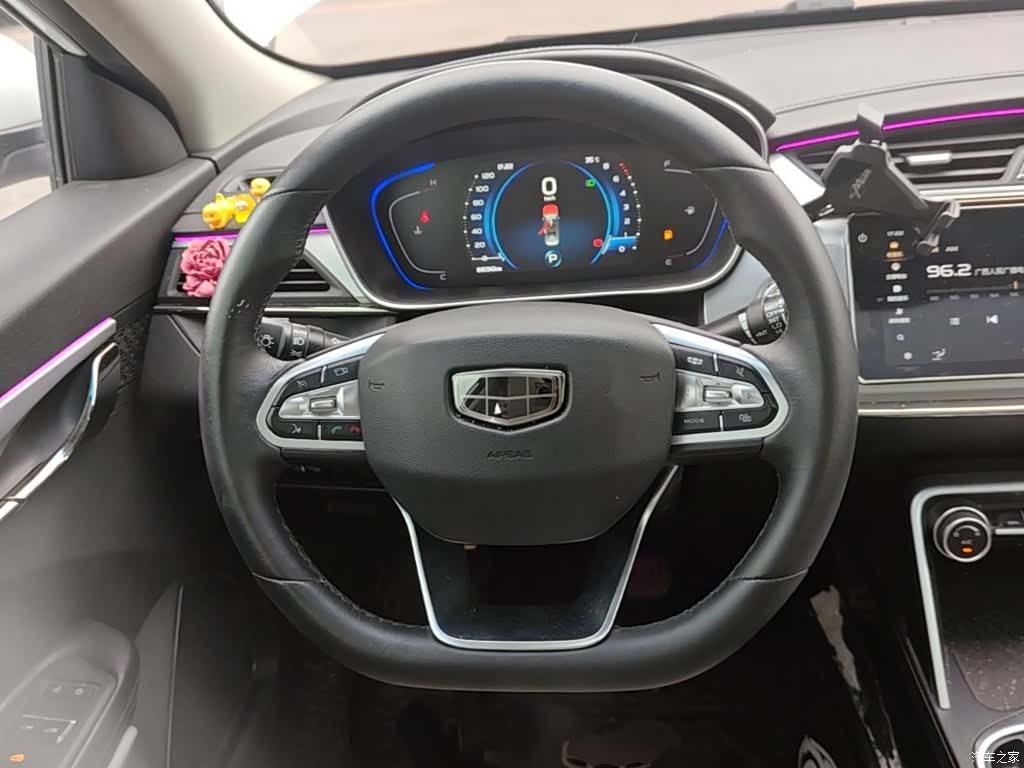 Geely Binray, 2019 11
