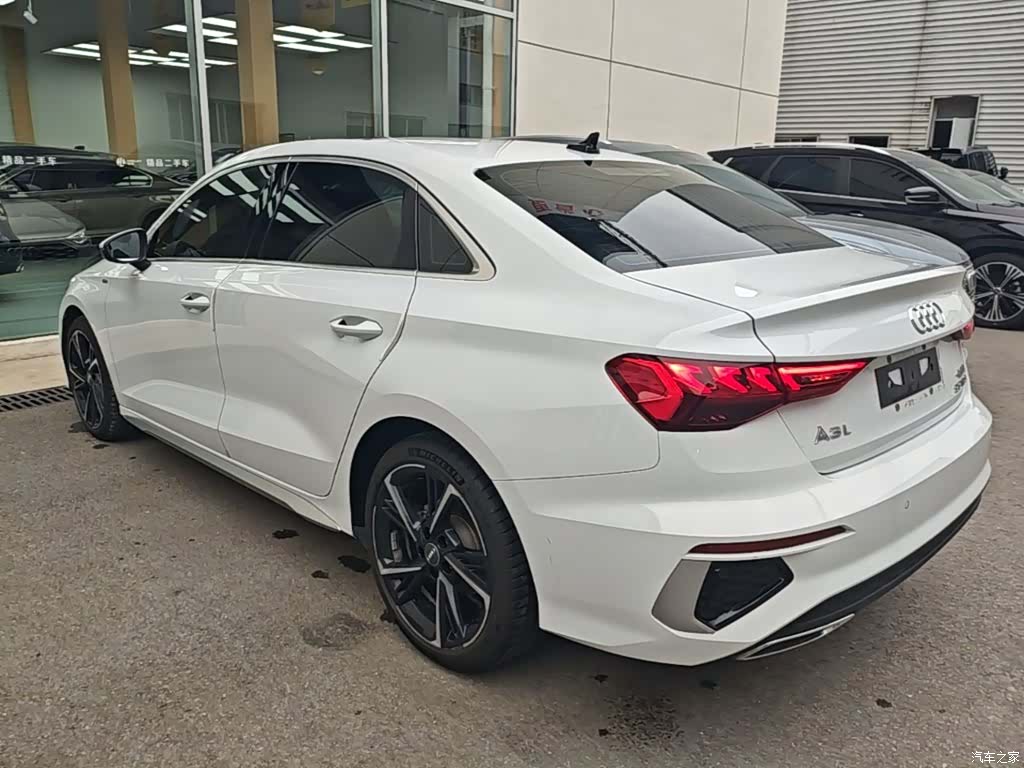 Audi A3, 2022 все фото