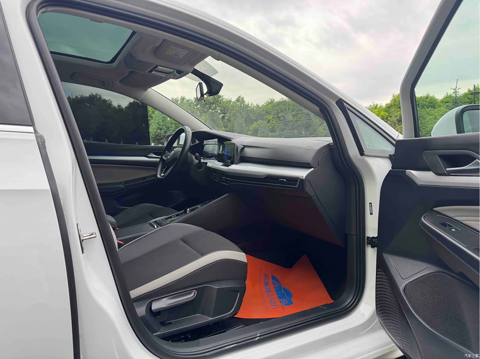 Volkswagen Golf, 2021 10