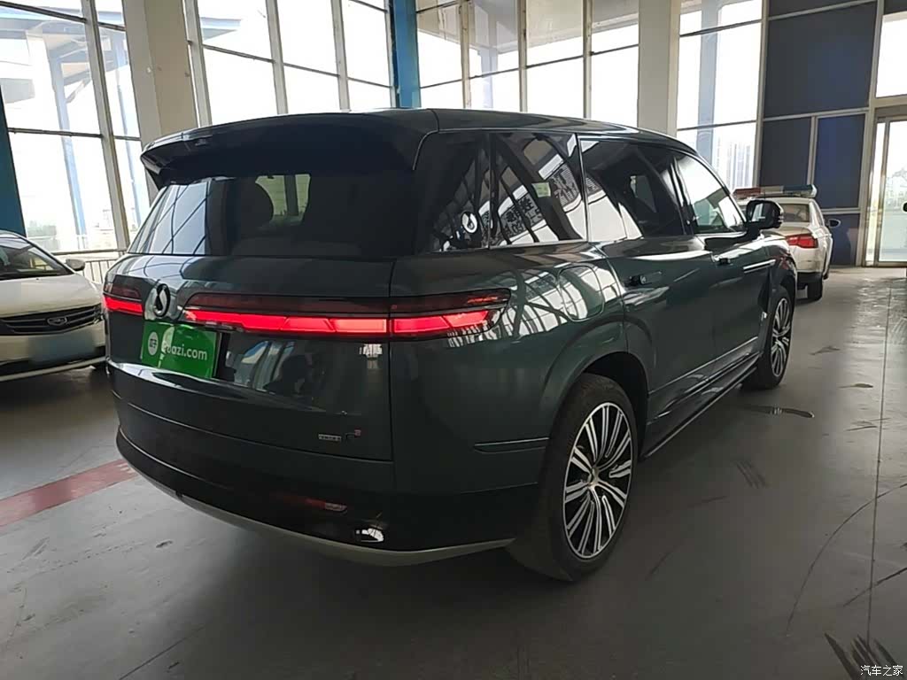 Denza N9, 2025 7