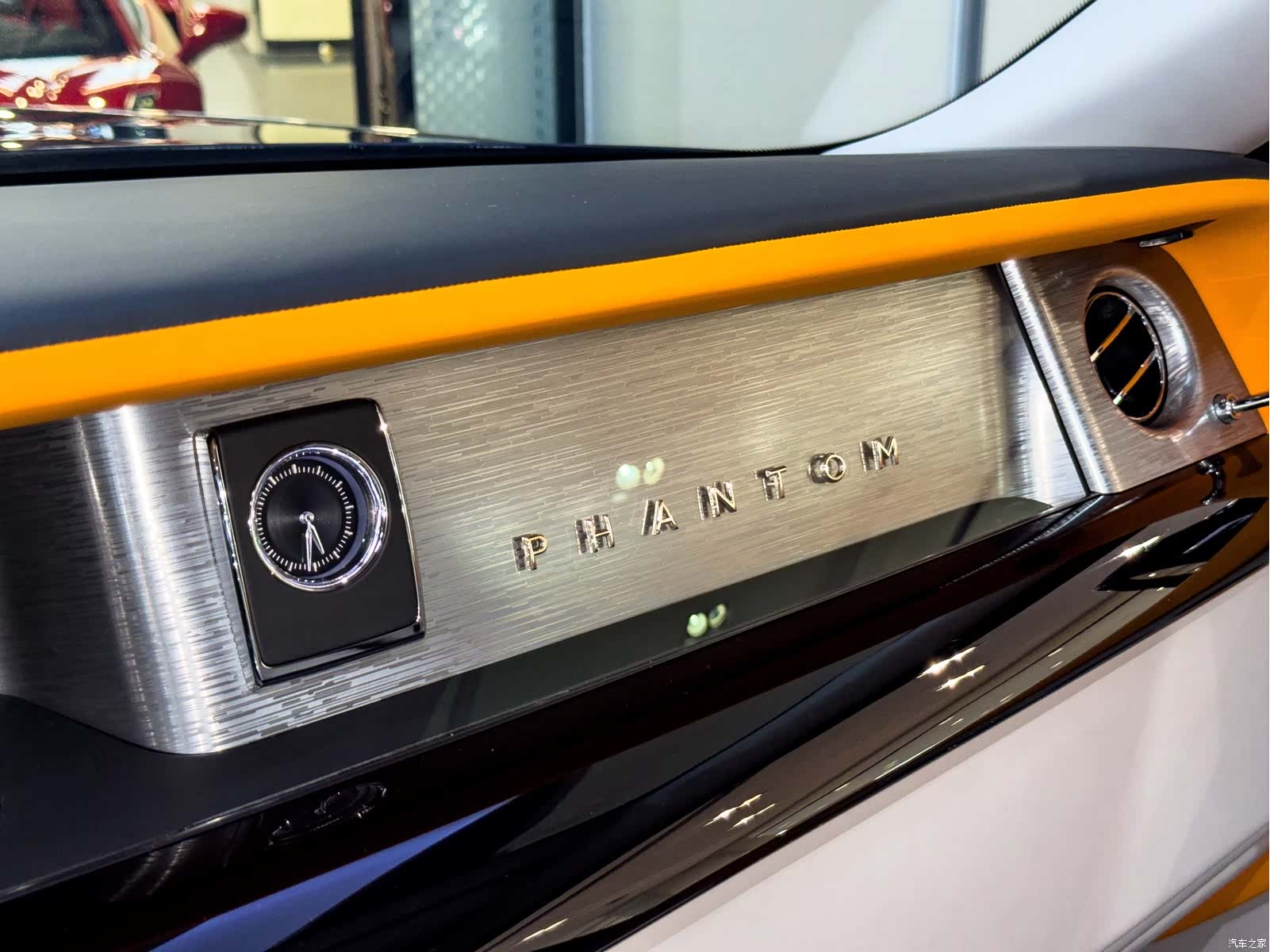 Rolls-Royce Phantom, 2023 32