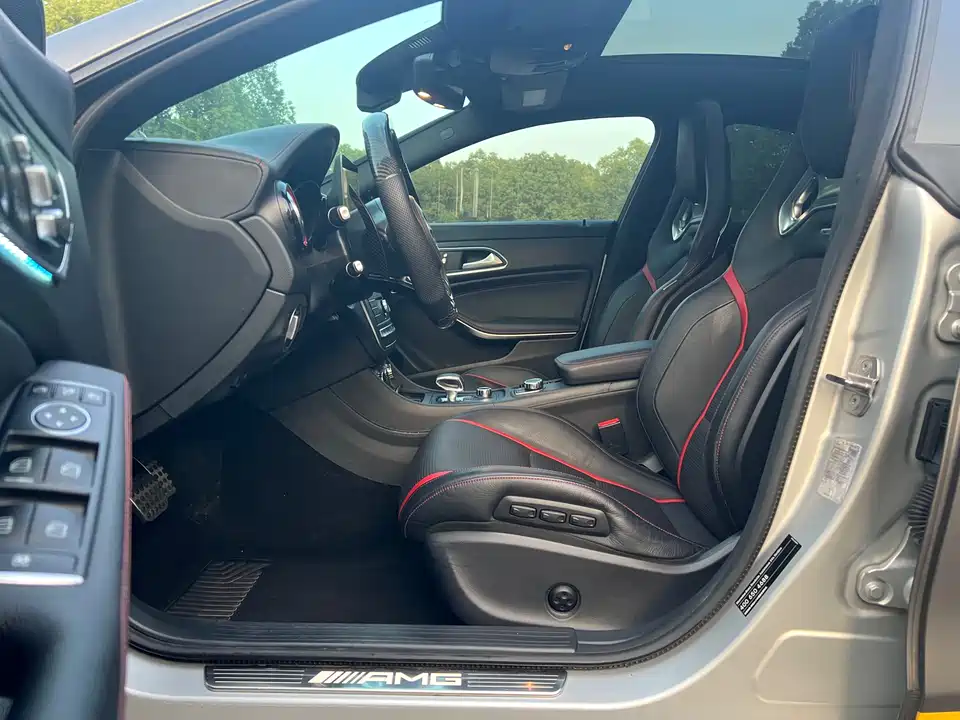 Mercedes-Benz CLA AMG