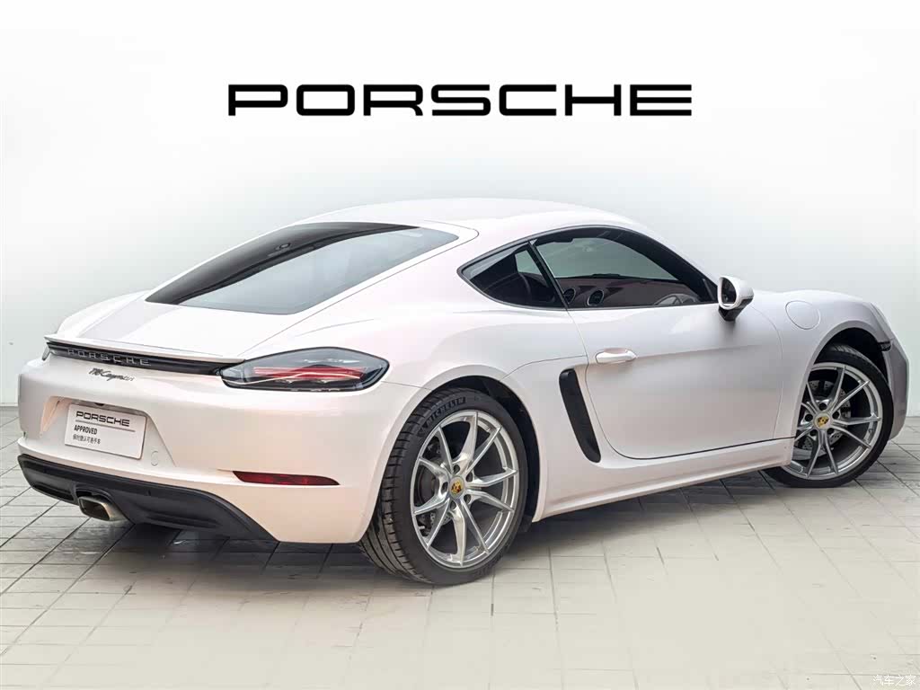 Porsche Cayman, 2023 все фото