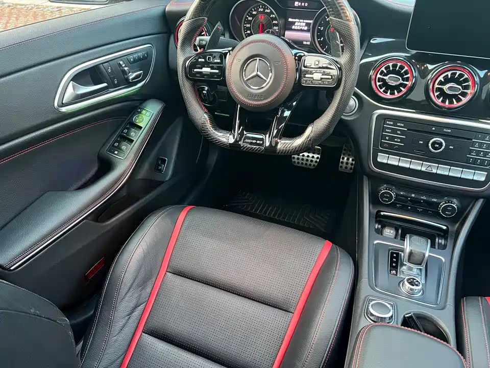 Mercedes-Benz CLA AMG