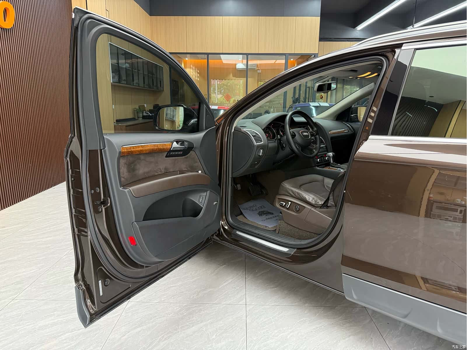 Audi Q7, 2015 10