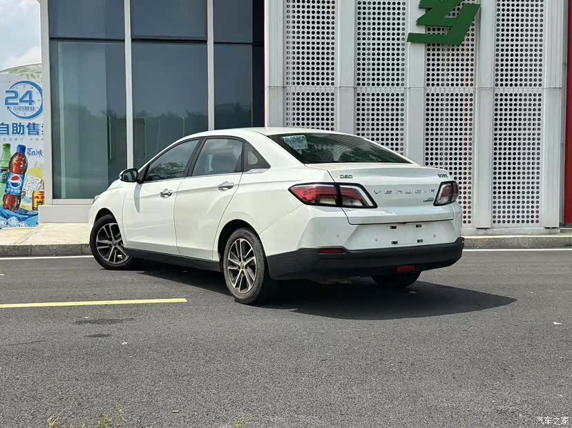 Nissan D60, 2019 6