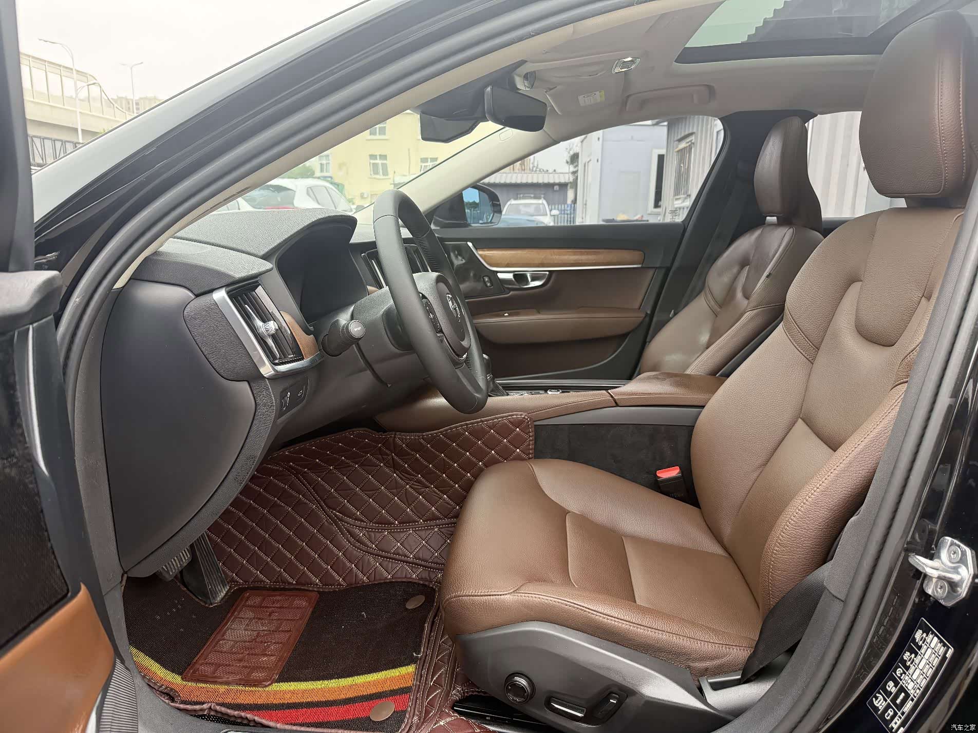 Volvo S90, 2019 все фото