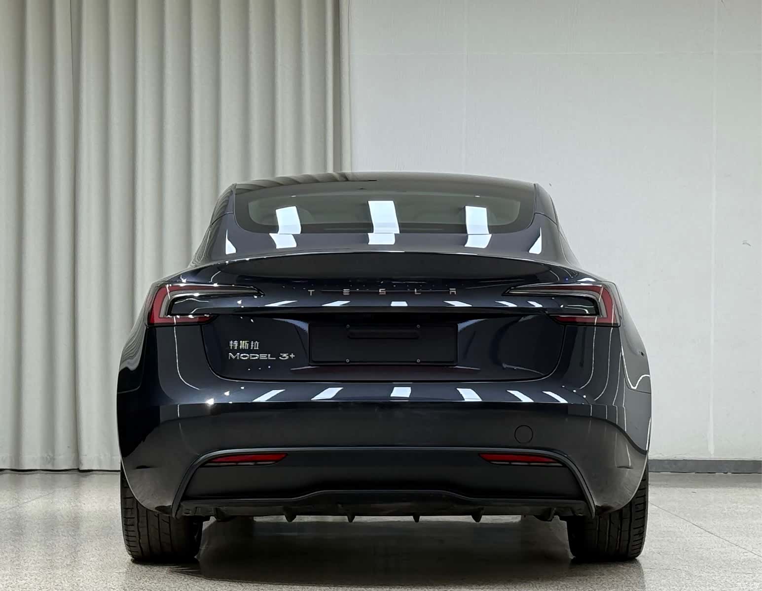 Tesla Model 3, 2024 все фото