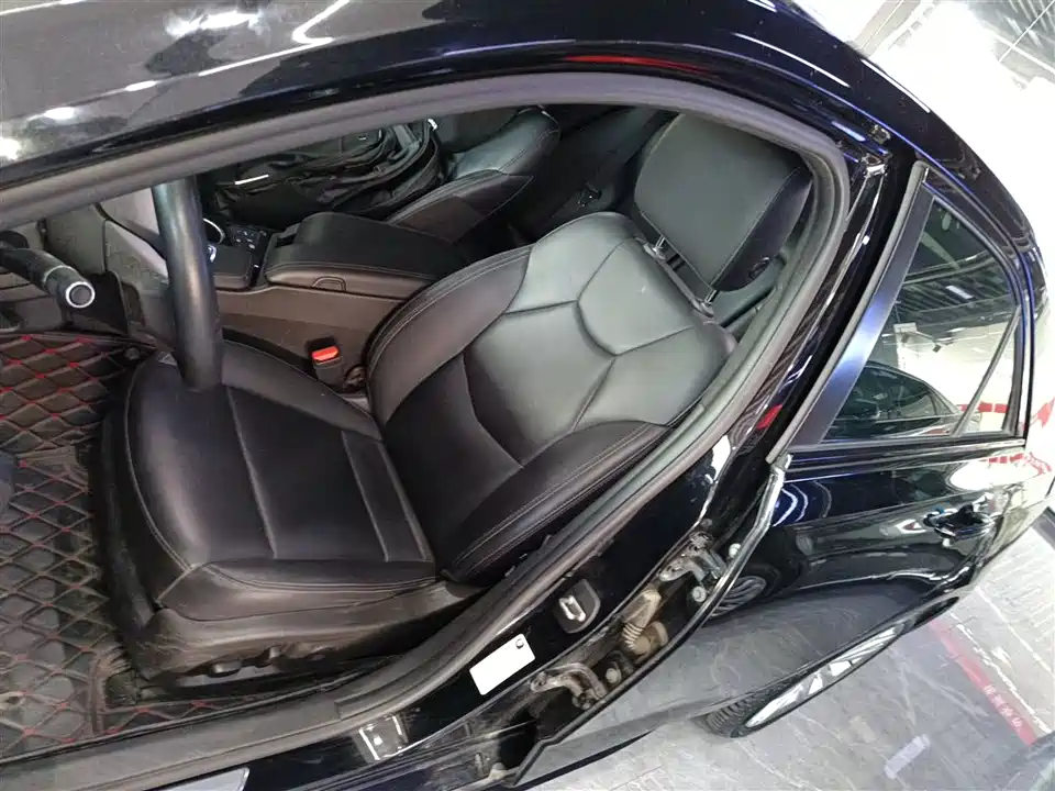 Cadillac CT4