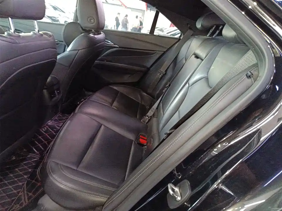 Cadillac CT4