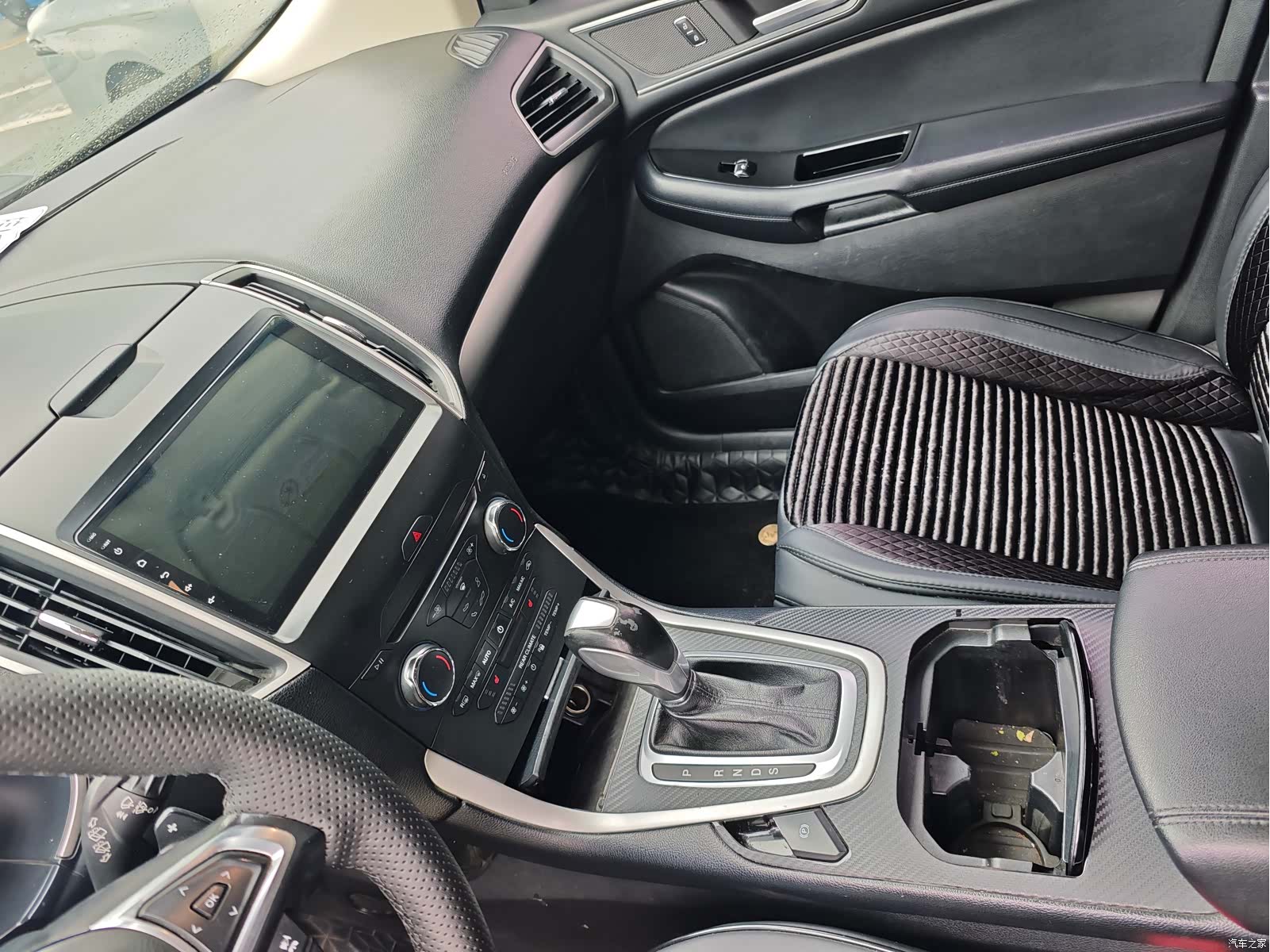 Ford Edge, 2016 17