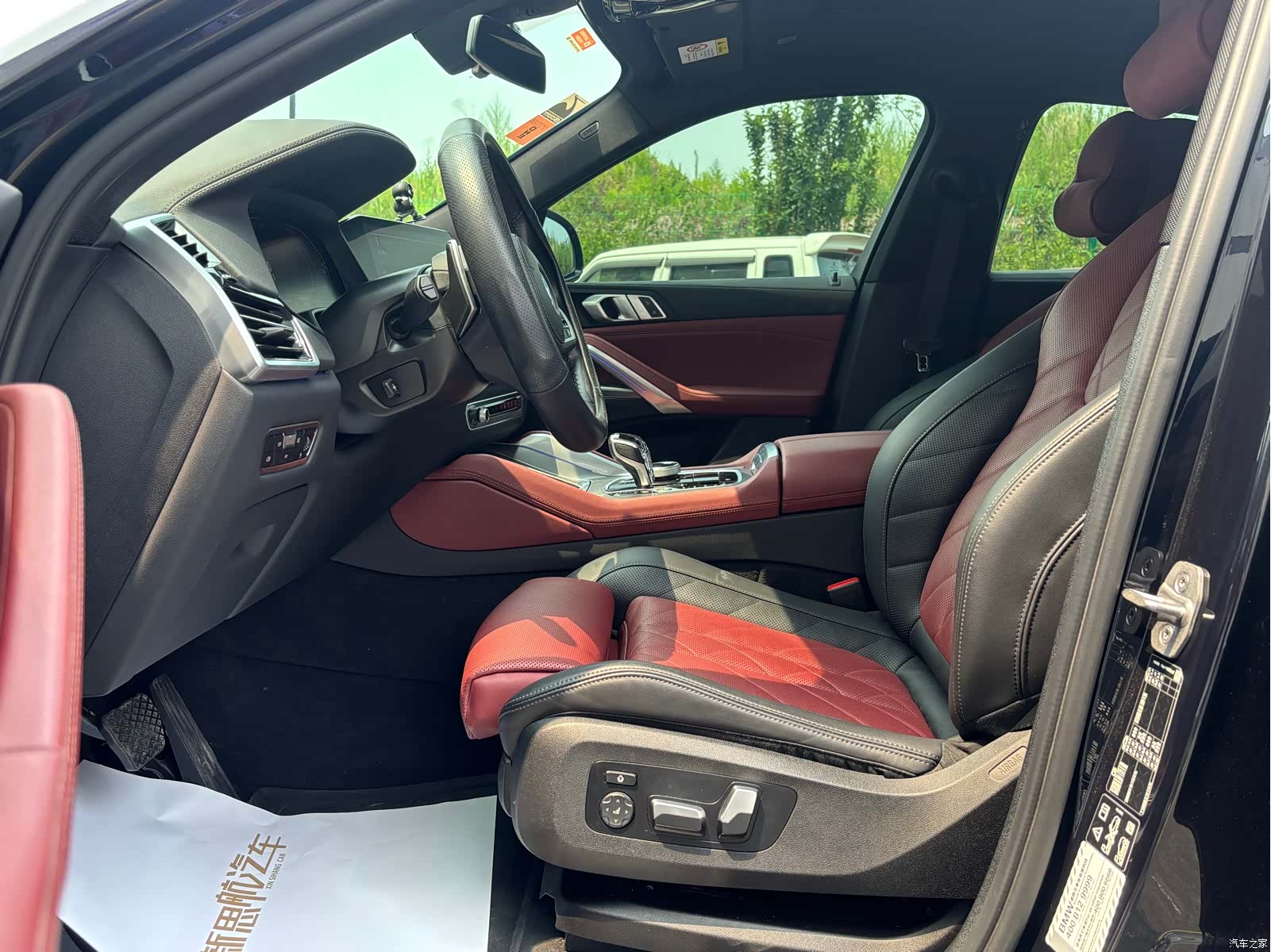 BMW X6, 2023 10