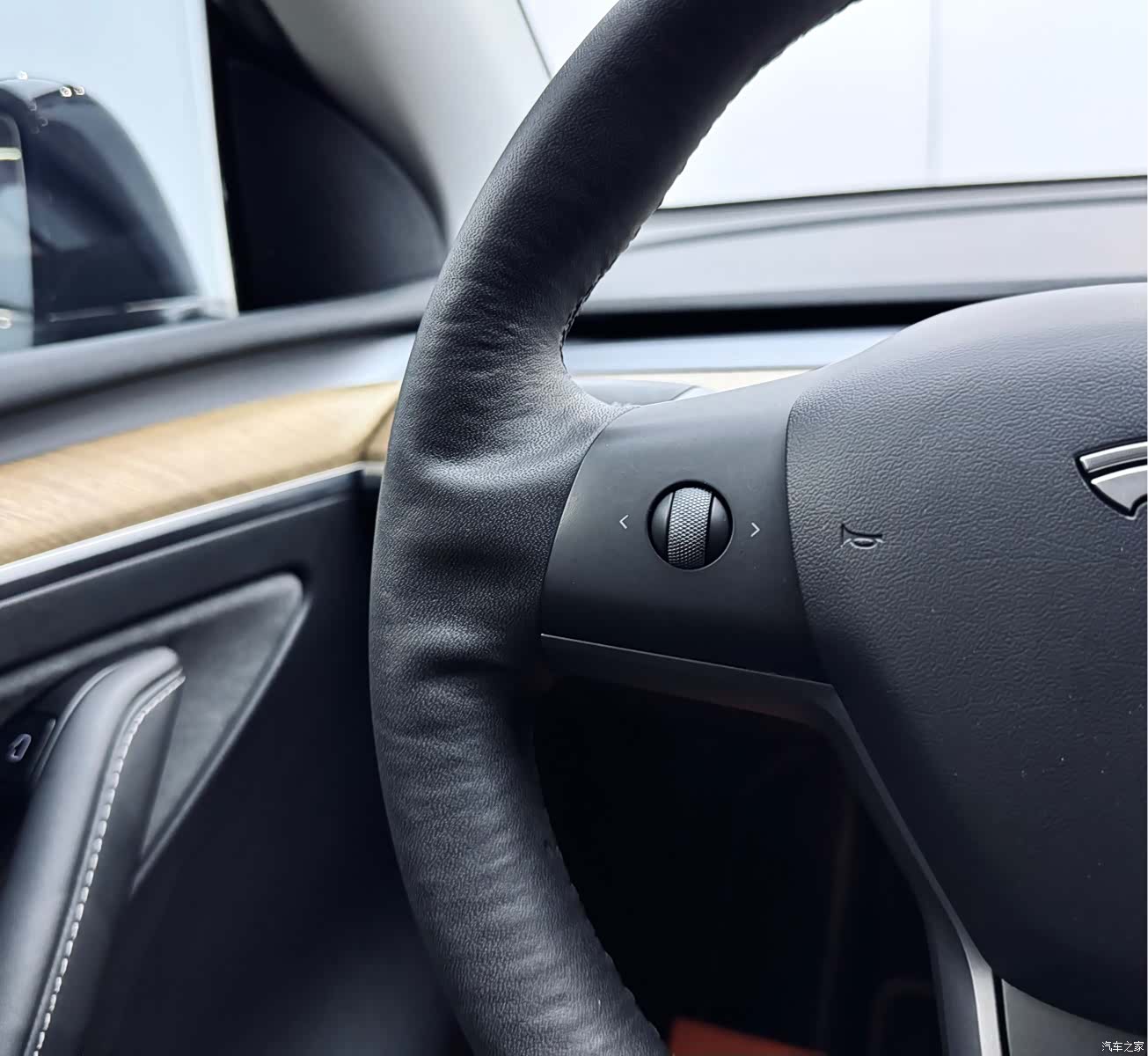 Tesla Model Y, 2021 19