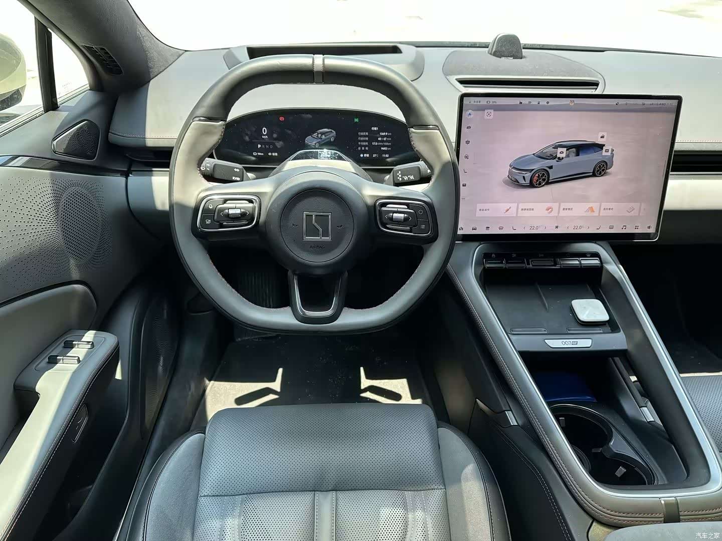 Zeekr 007, 2025 12