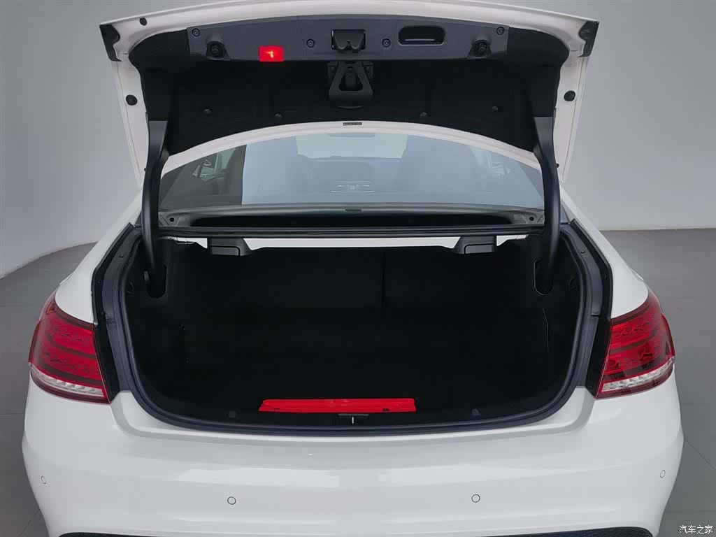 Mercedes-Benz E-Class, 2016 16