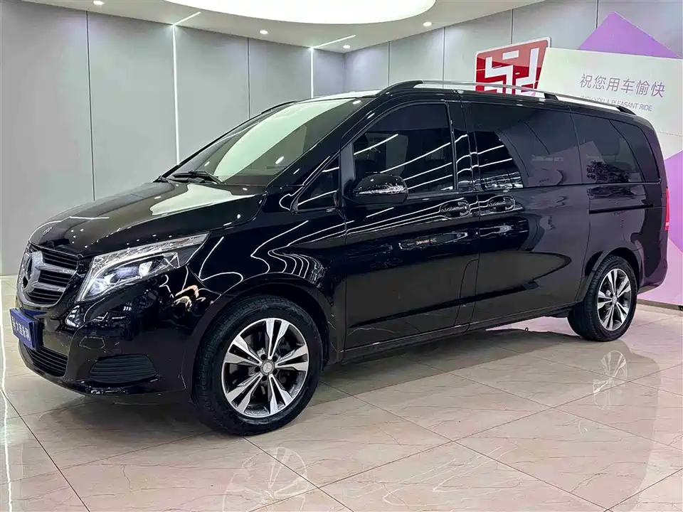 Mercedes-Benz V-class