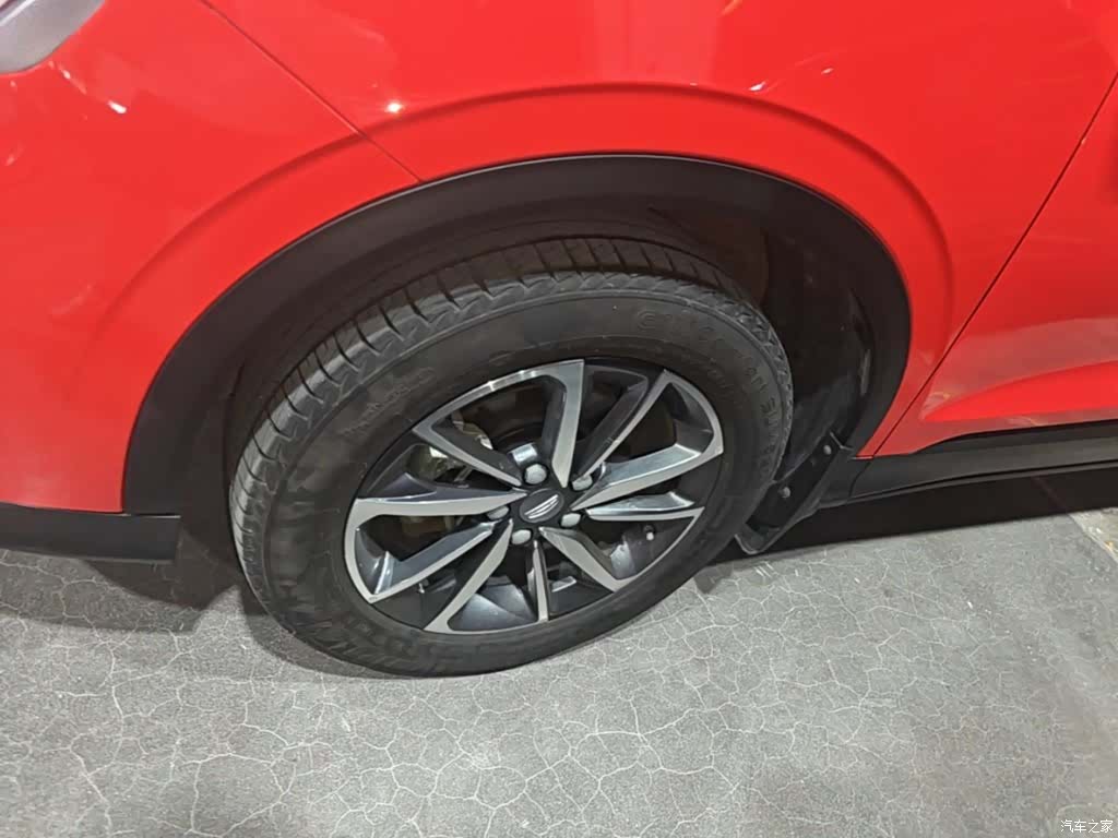 Geely Coolray, 2021 23