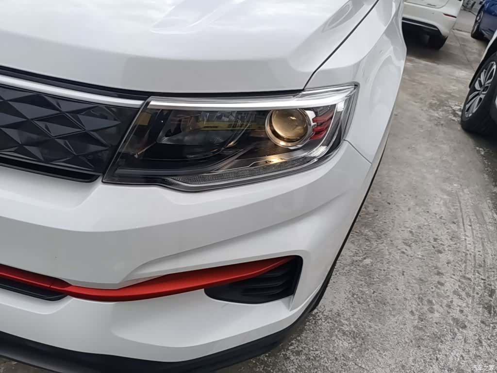 Changan CS35, 2023 24