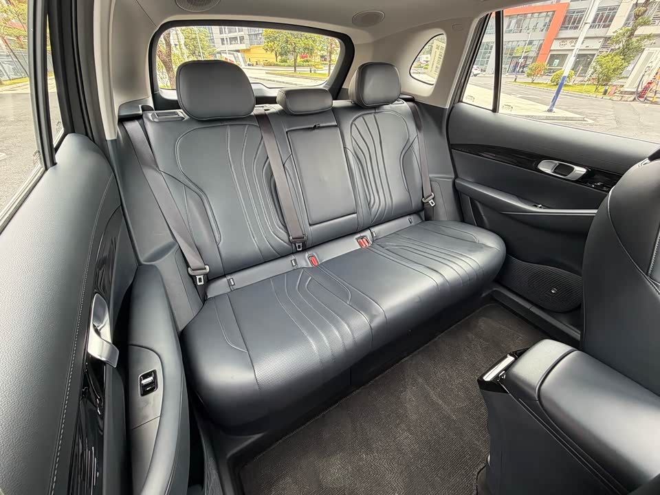 Geely Galaxy Galaxy E5