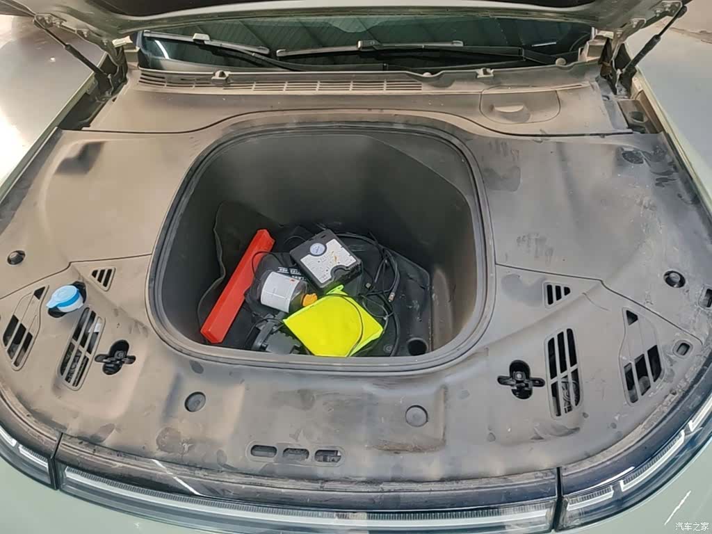 Xpeng P7, 2021 20