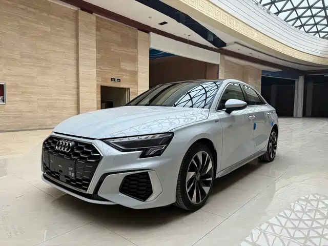 Audi A3 2024 — купить из Китая под заказ