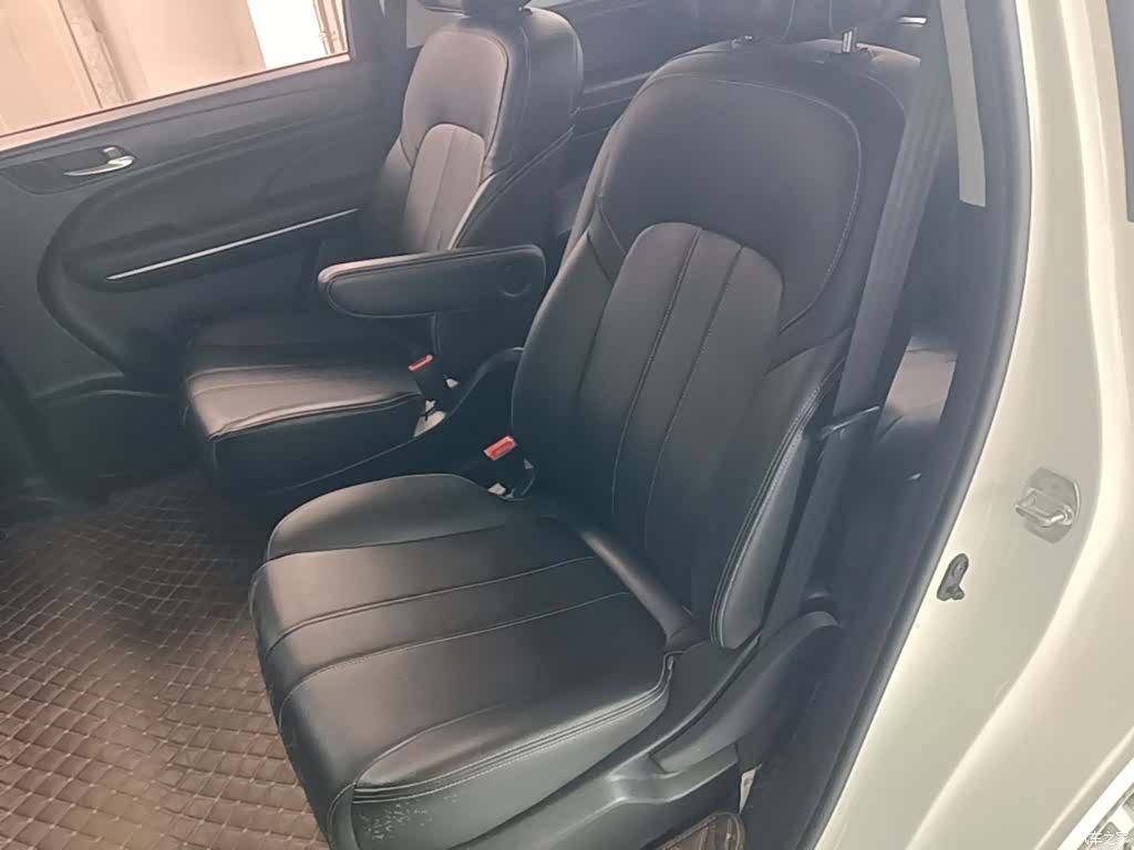 GAC M6, 2020 15