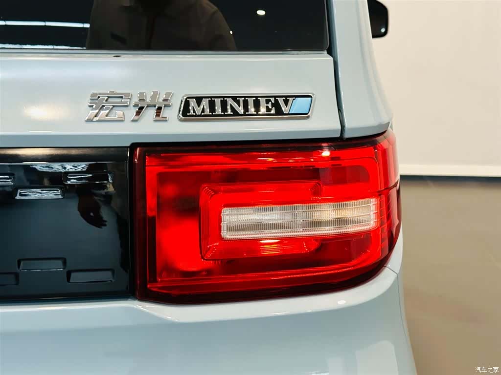 Wuling MINIEV, 2021 15