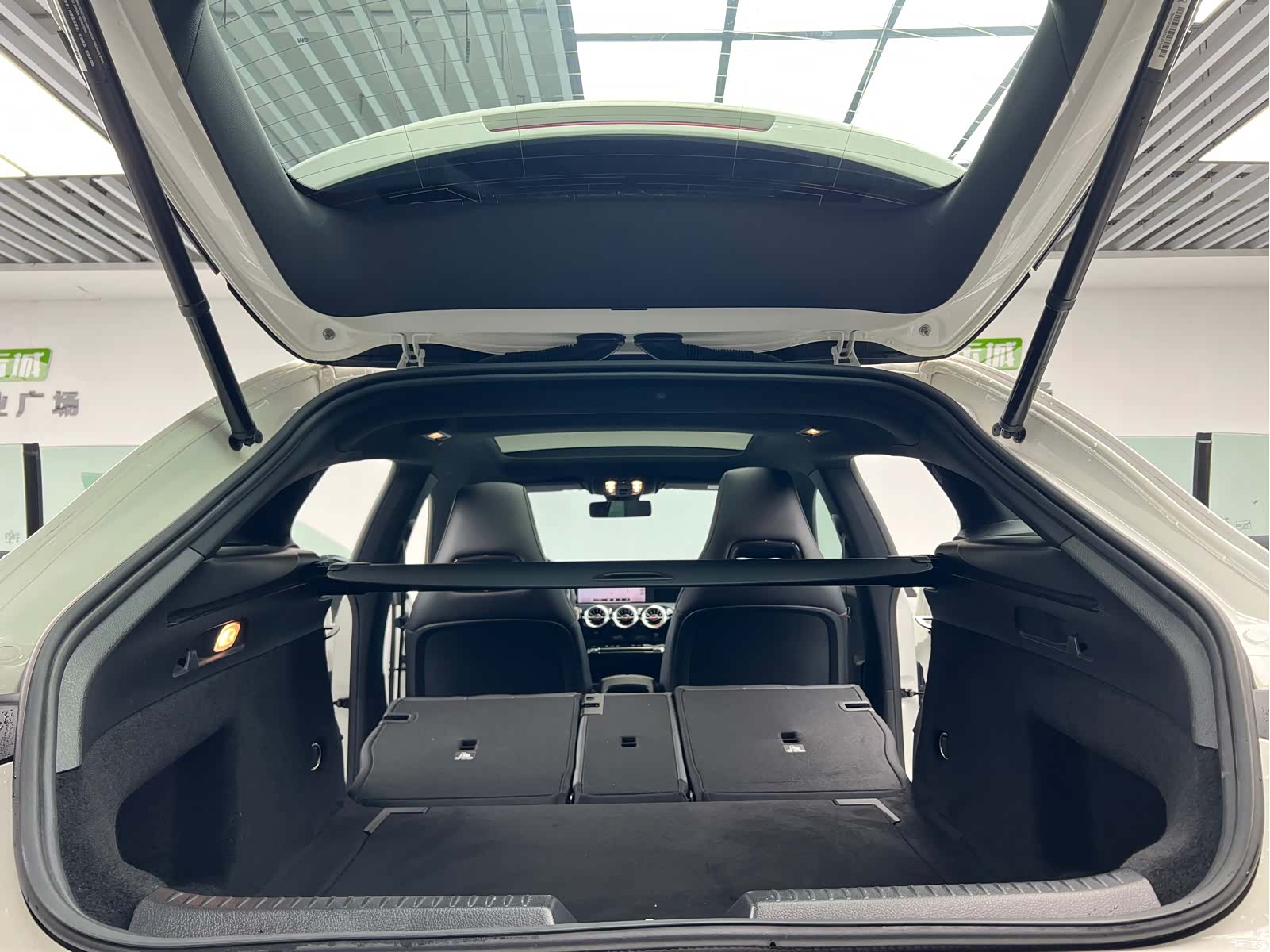 Mercedes-Benz CLA, 2022 6