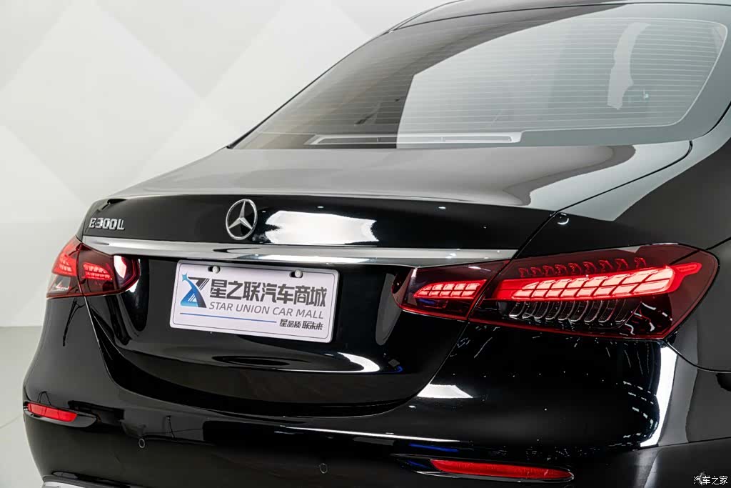 Mercedes-Benz E-Class, 2023 8