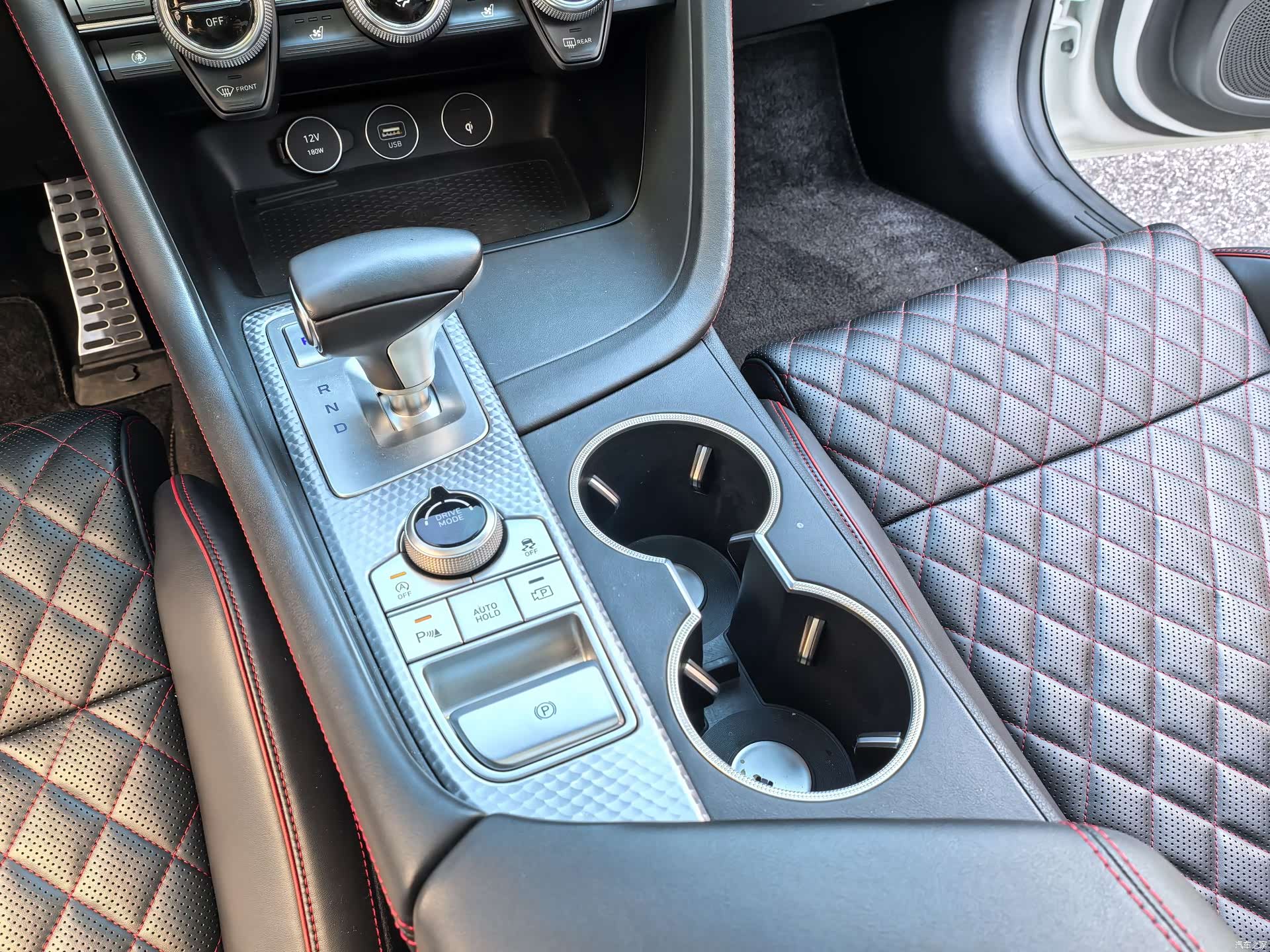 Genesis G70, 2021 13