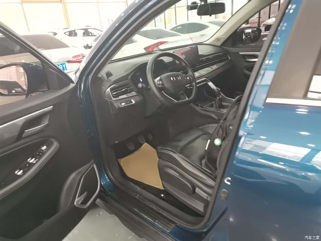 Geely X6, 2022 15