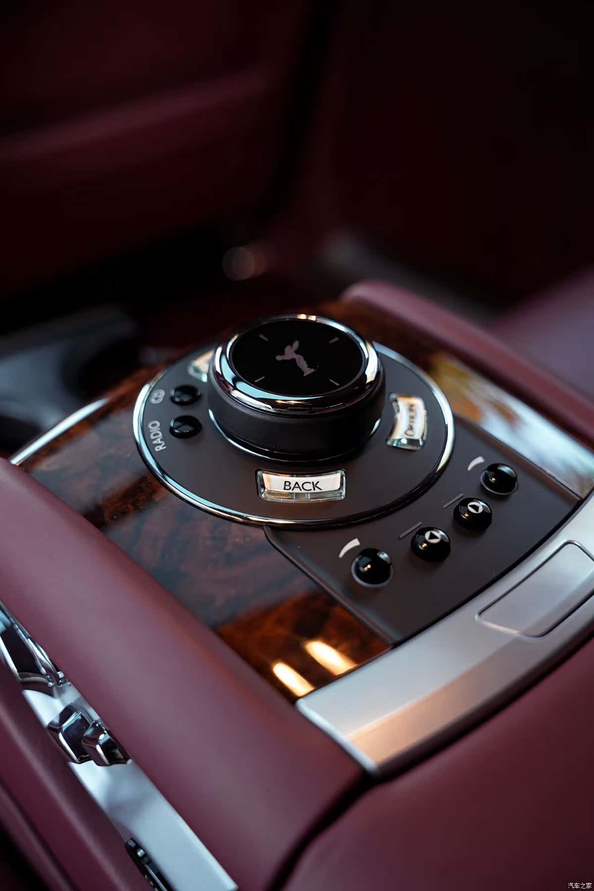 Rolls-Royce Ghost, 2017 9