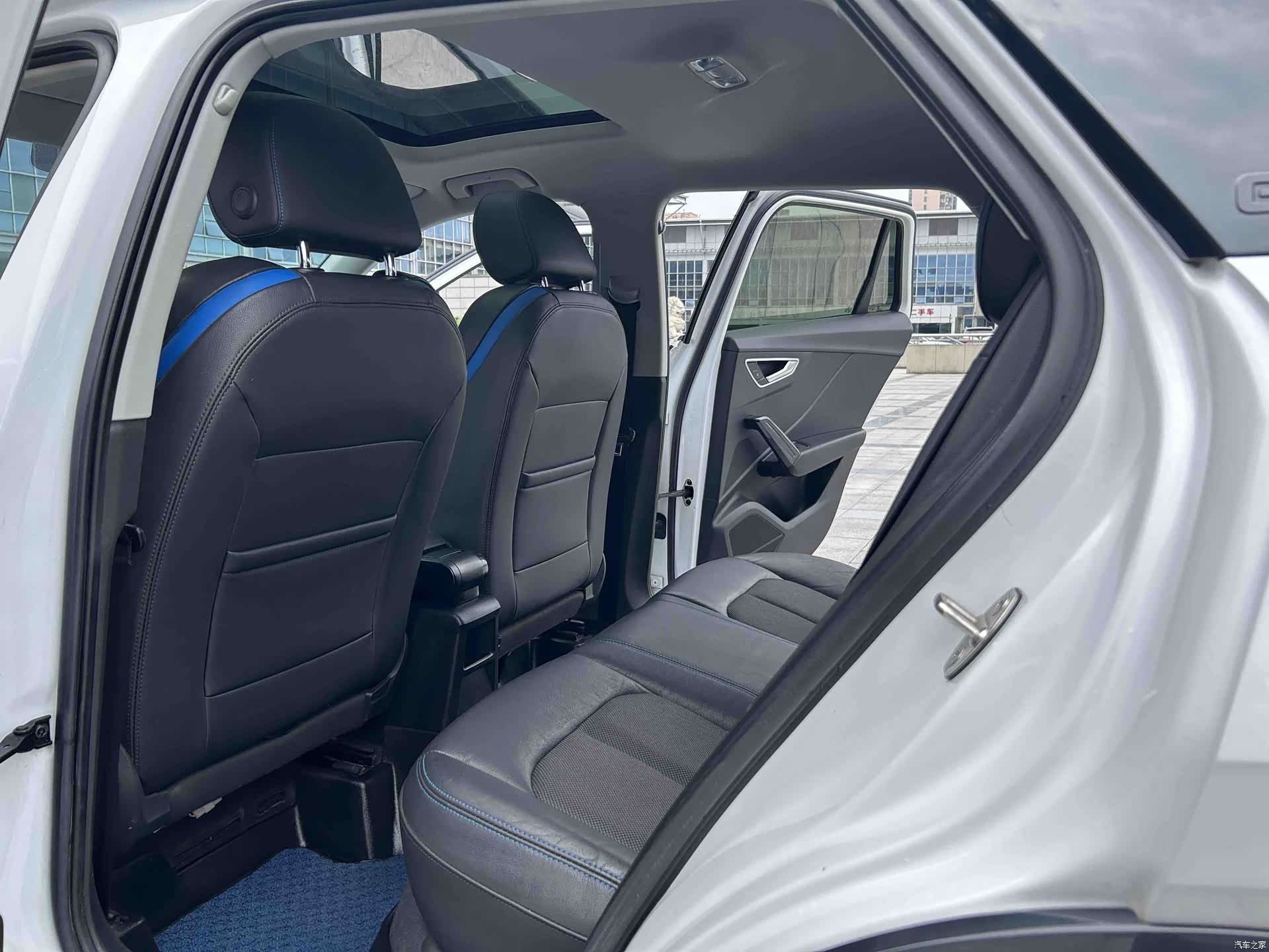 Audi e-tron, 2021 9