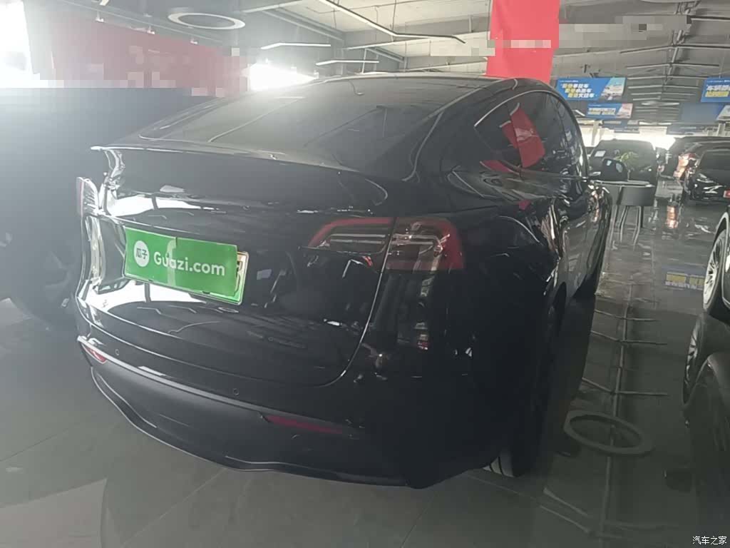 Tesla Model Y, 2024 7