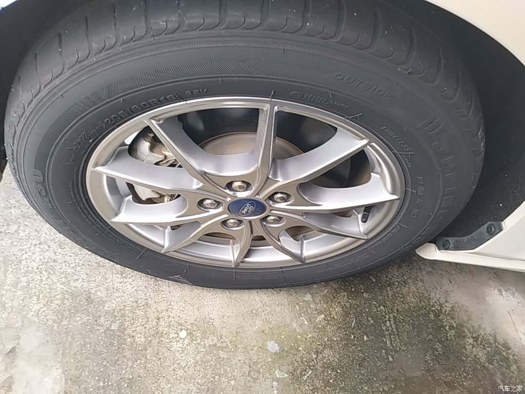 Ford Focus, 2021 23