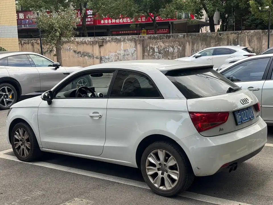 Audi A1