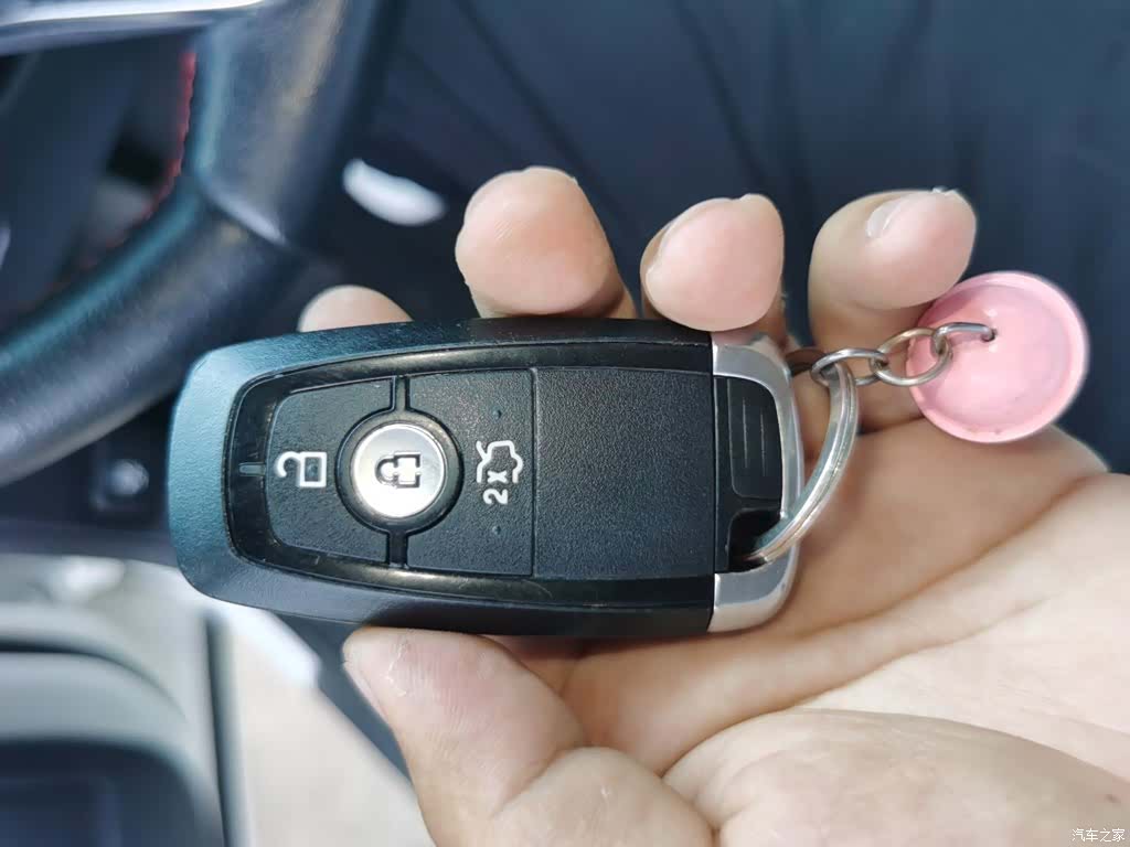 Ford Focus, 2021 12
