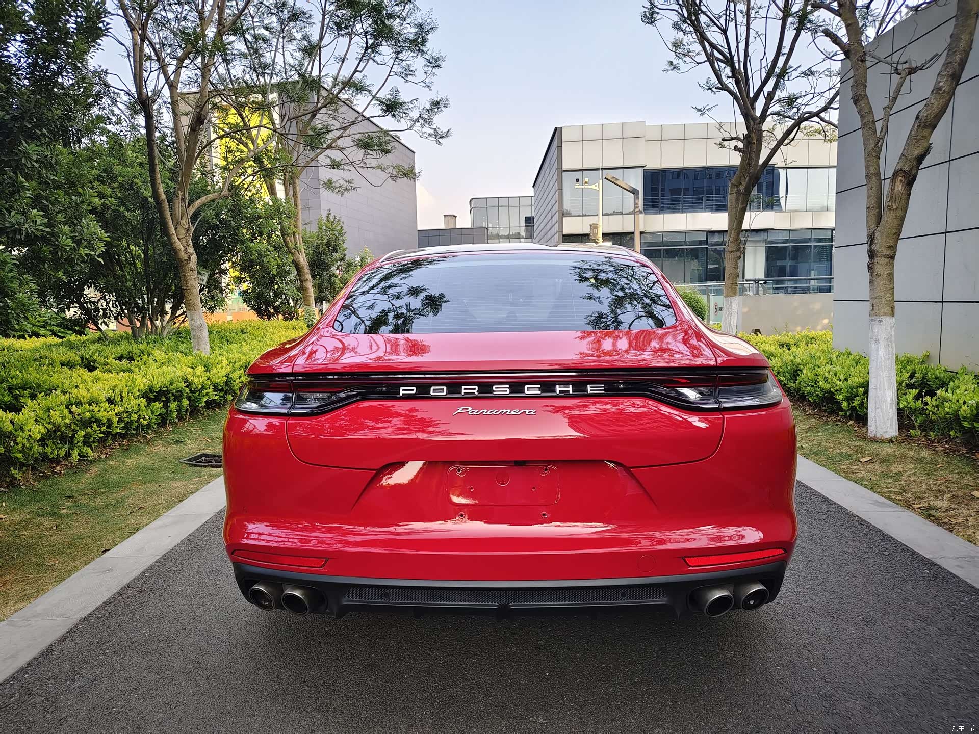 Porsche Panamera, 2022 11