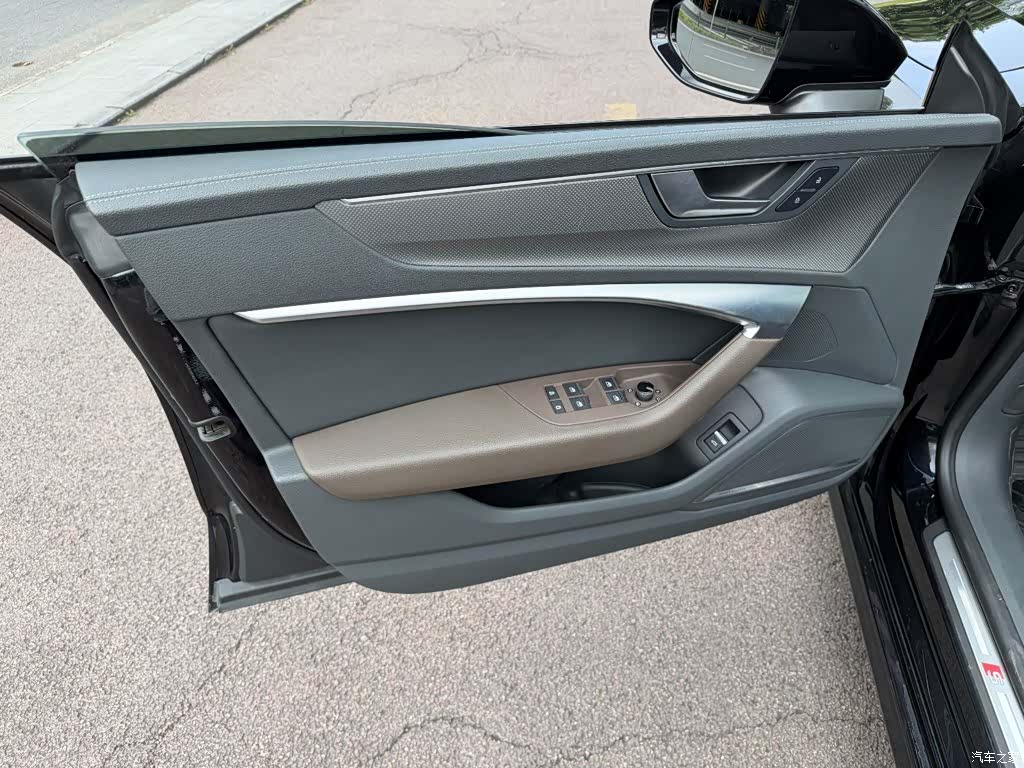 Audi A7L, 2023 6