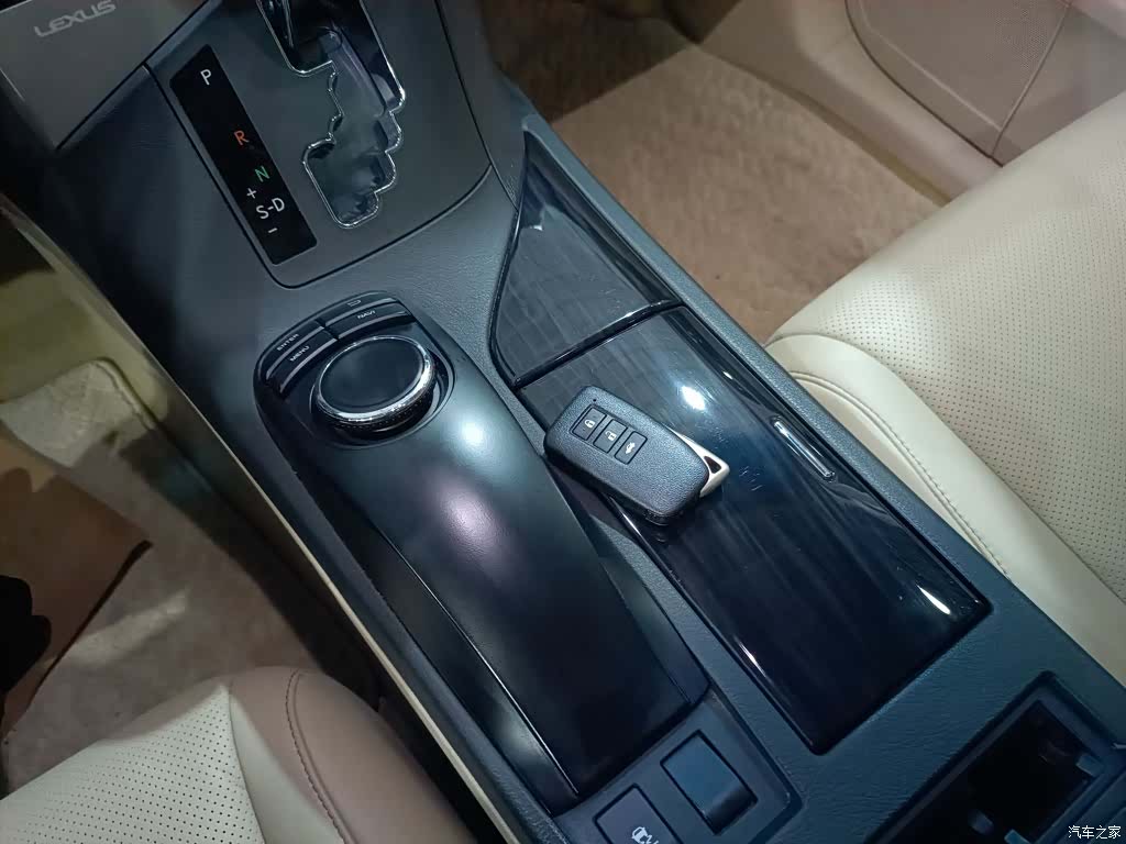 Lexus RX, 2015 9