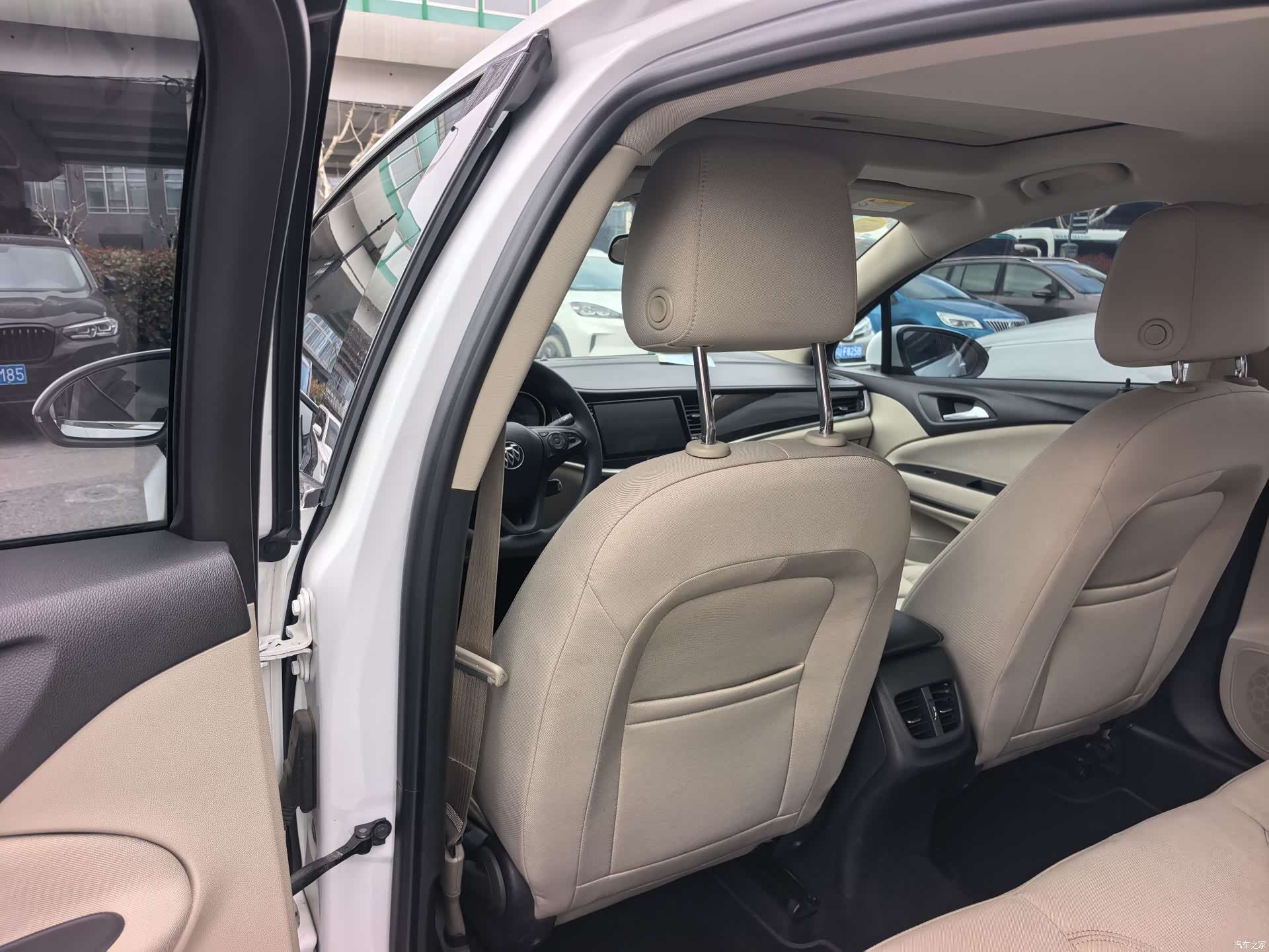 Buick Verano, 2019 13