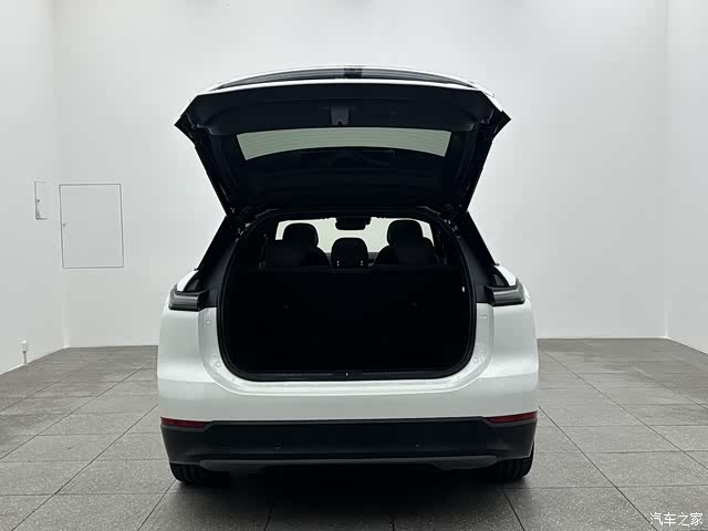 NIO ES7, 2022 15
