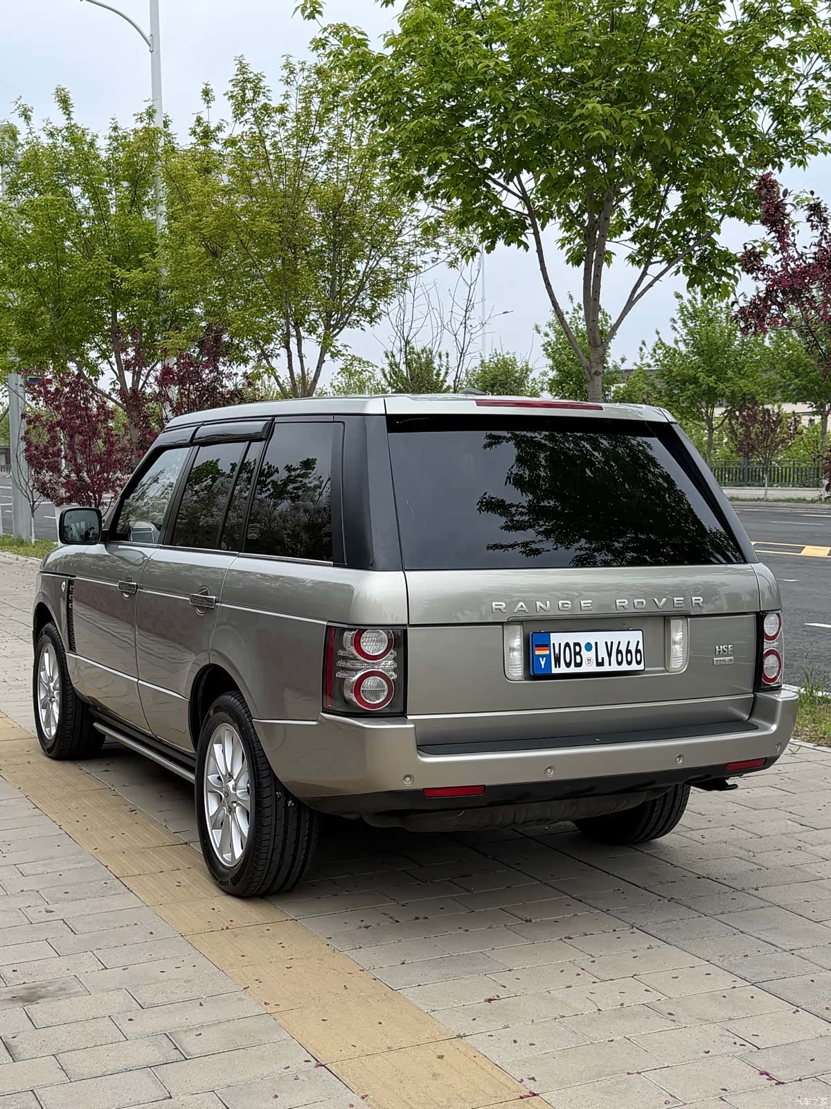 Land Rover Range Rover, 2011 6