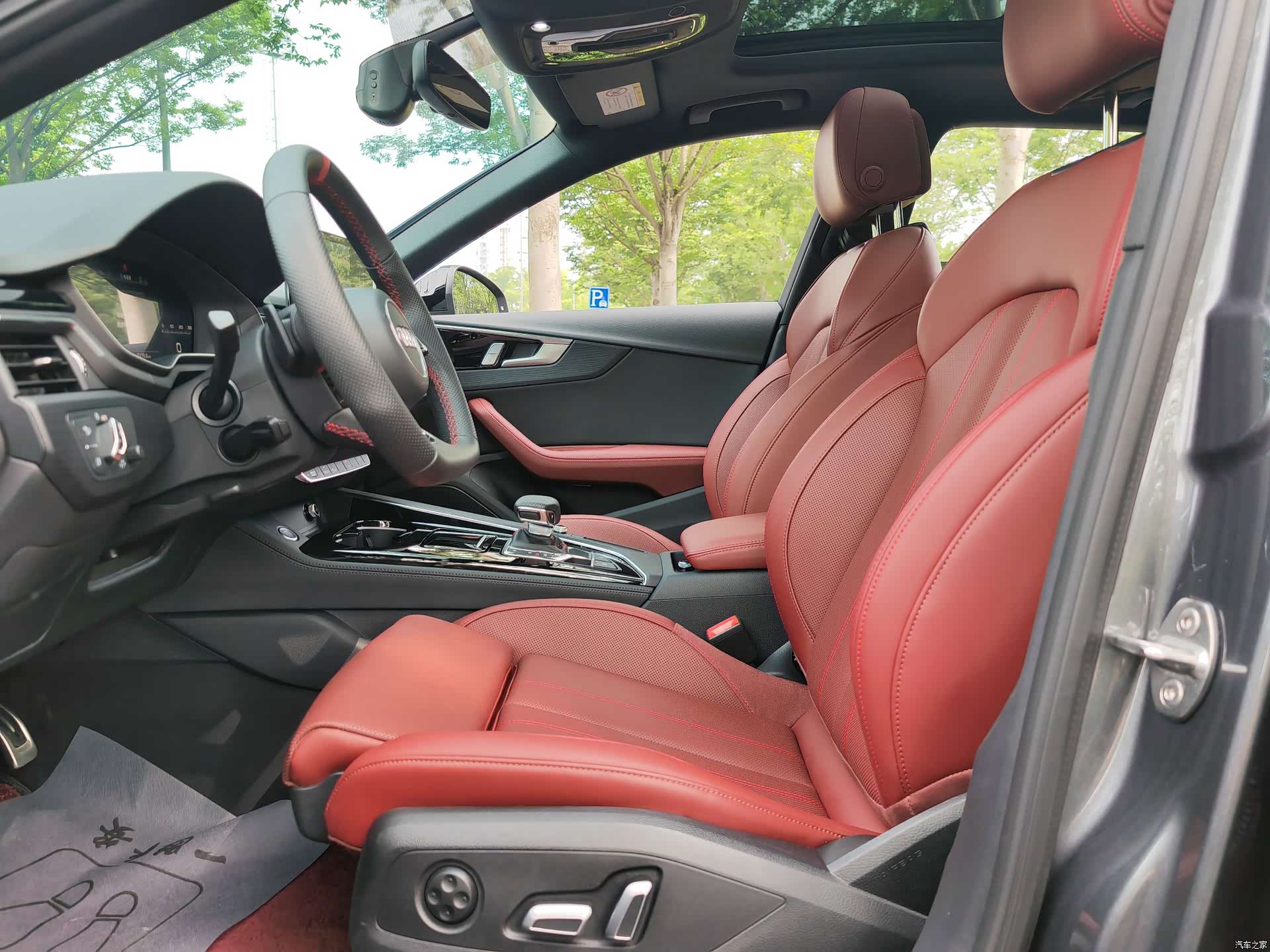 Audi A4L, 2025 6
