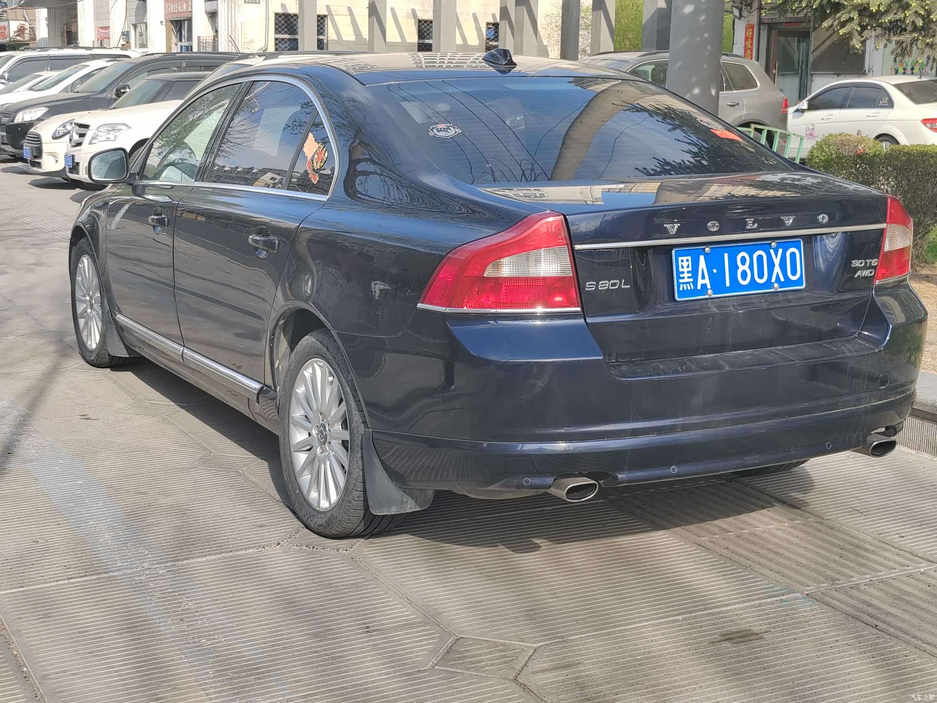 Volvo S80, 2010 4