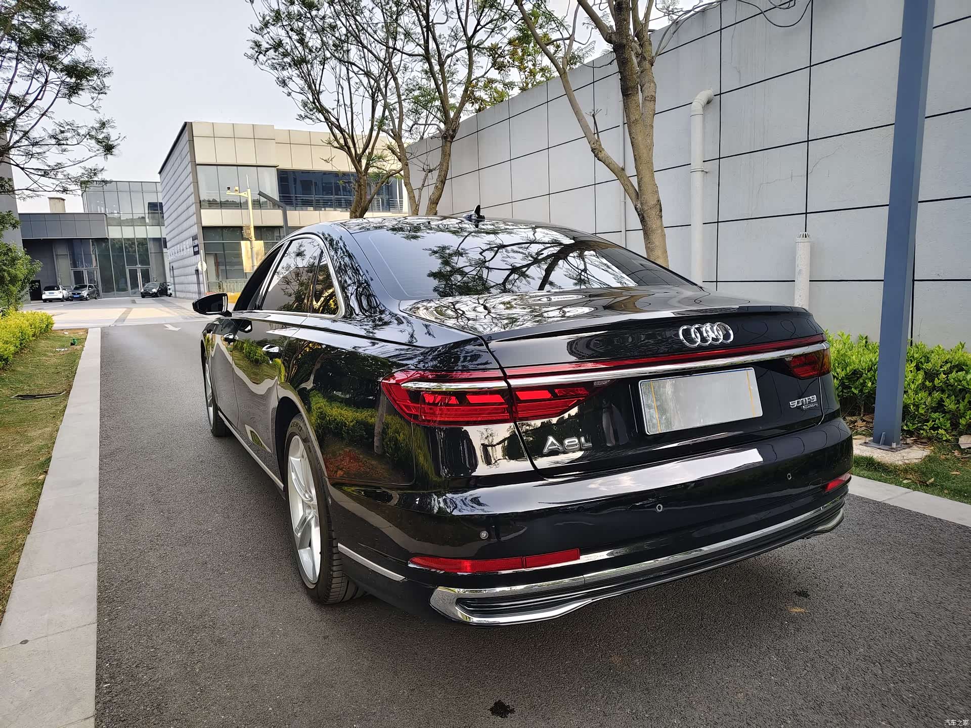 Audi A8L, 2024 16
