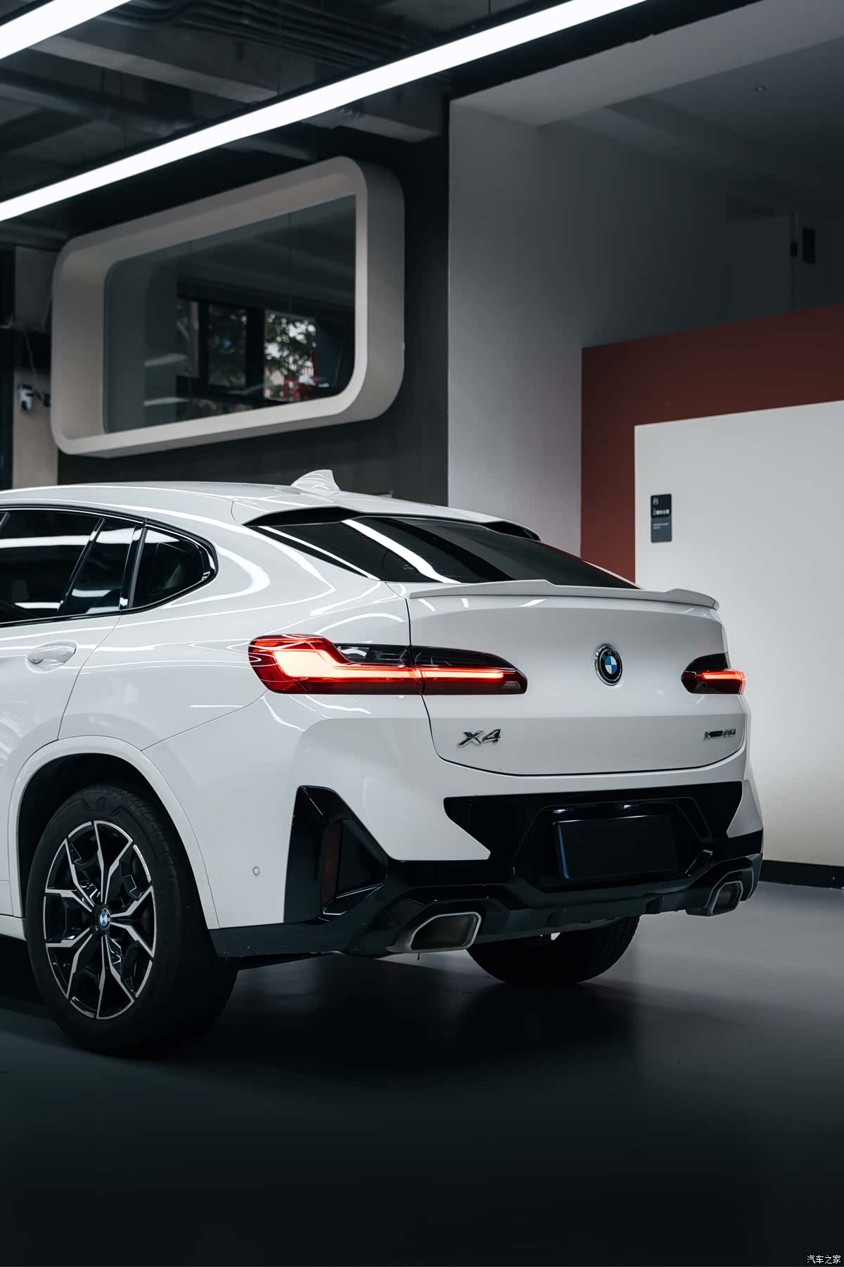 BMW X4, 2023 8