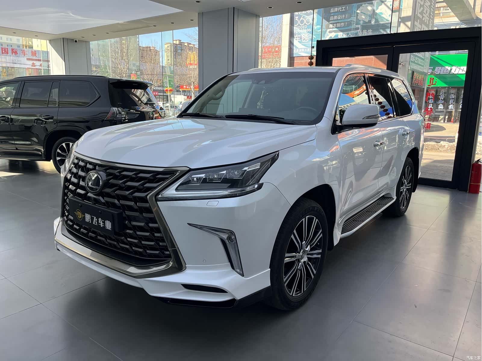 Lexus LX, 2022 1