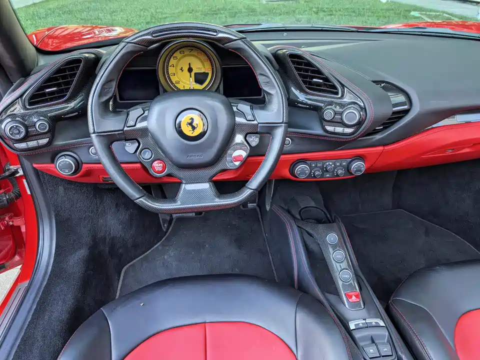 Ferrari 488